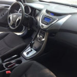 Hyundai Elantra фото панели приборов