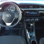 Toyota Corolla фото панели приборов